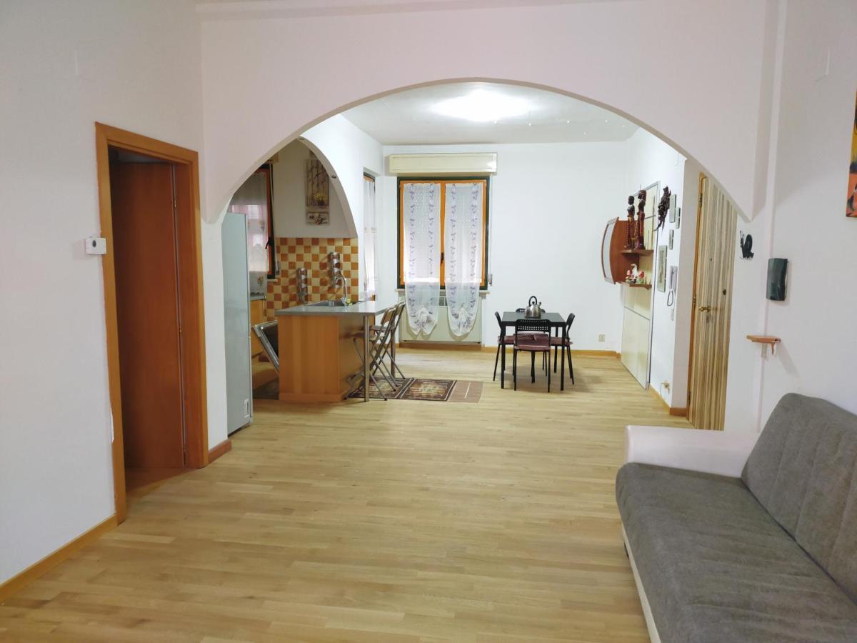 Casa Mirella Apartment Siena Luaran gambar